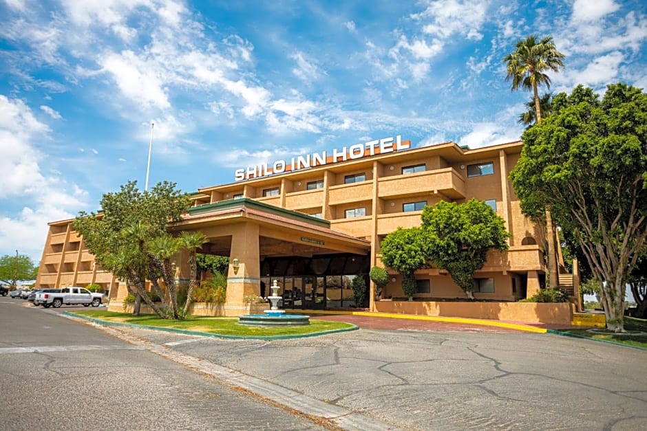 Yuma Inn & Suites